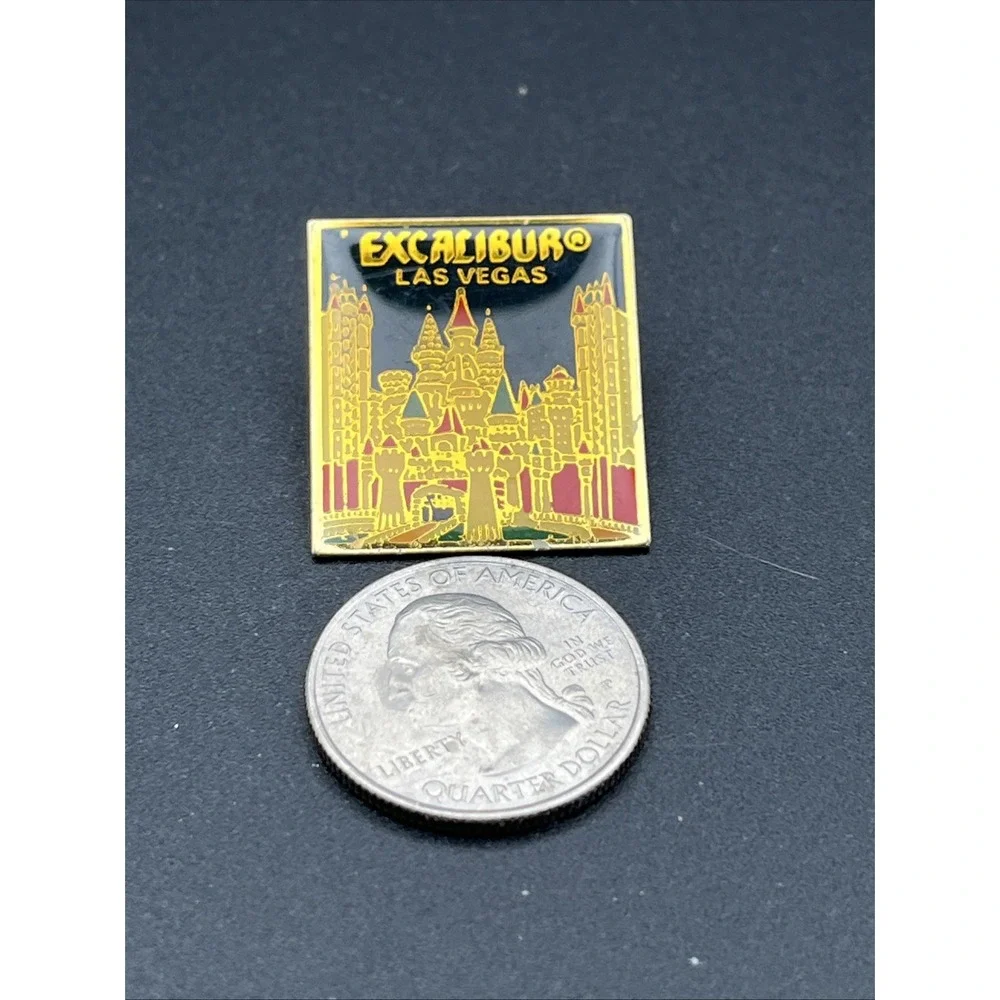 Excalibur Hotel And Casino Las Vegas Nevada Lapel Hat‎ Pin